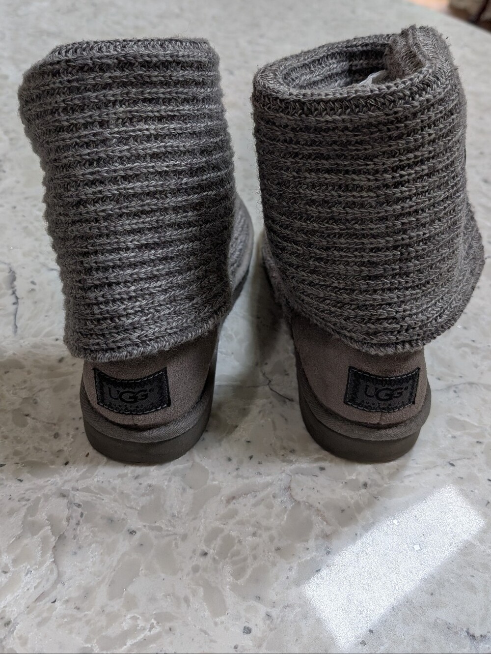 UGG Classic Cardy Boots Sweater Knit Gray SZ 8 Winter Cozy Foldover - Picture 4 of 7